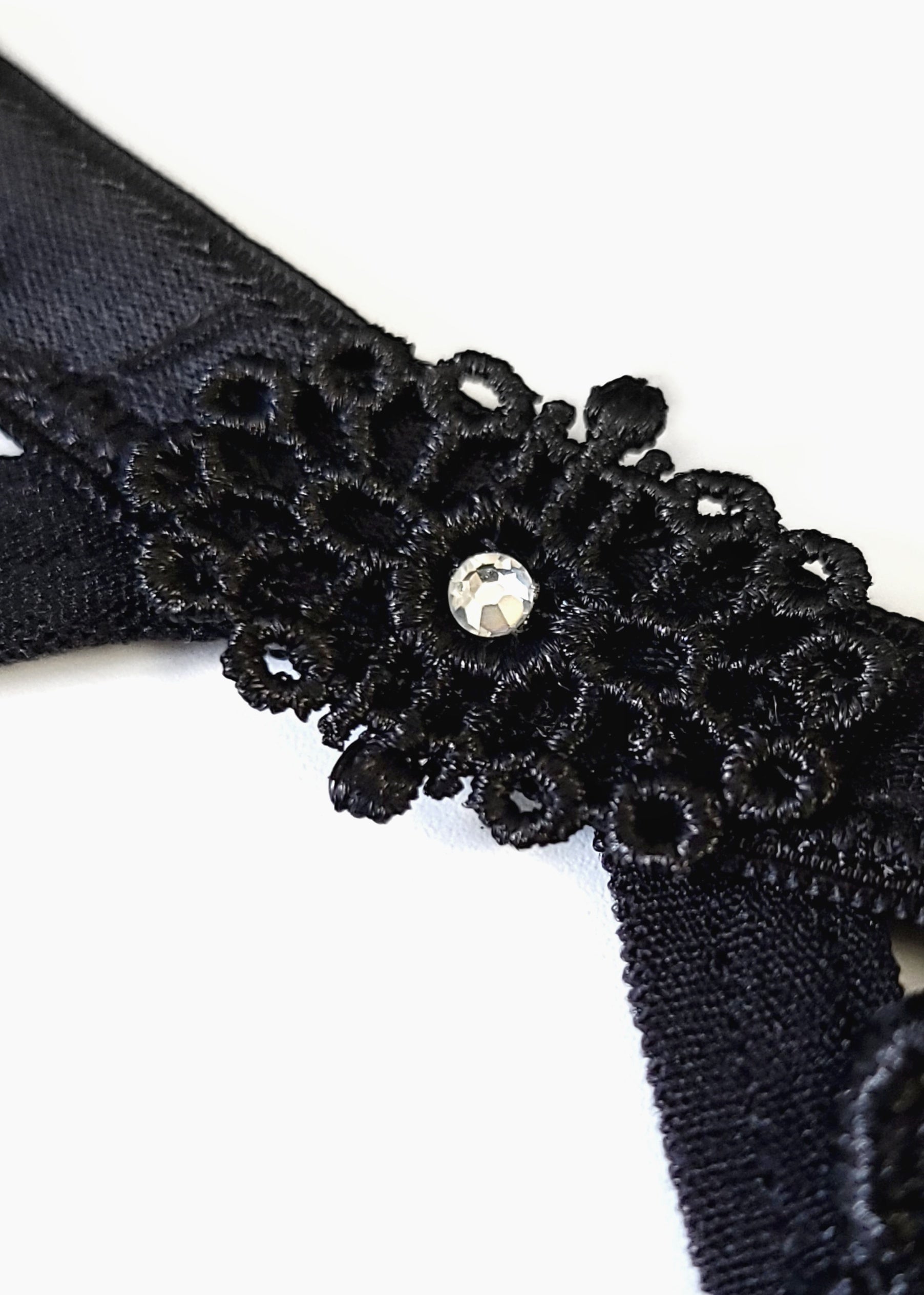 BLUEBELLA Nova Suspender Belt (Black)