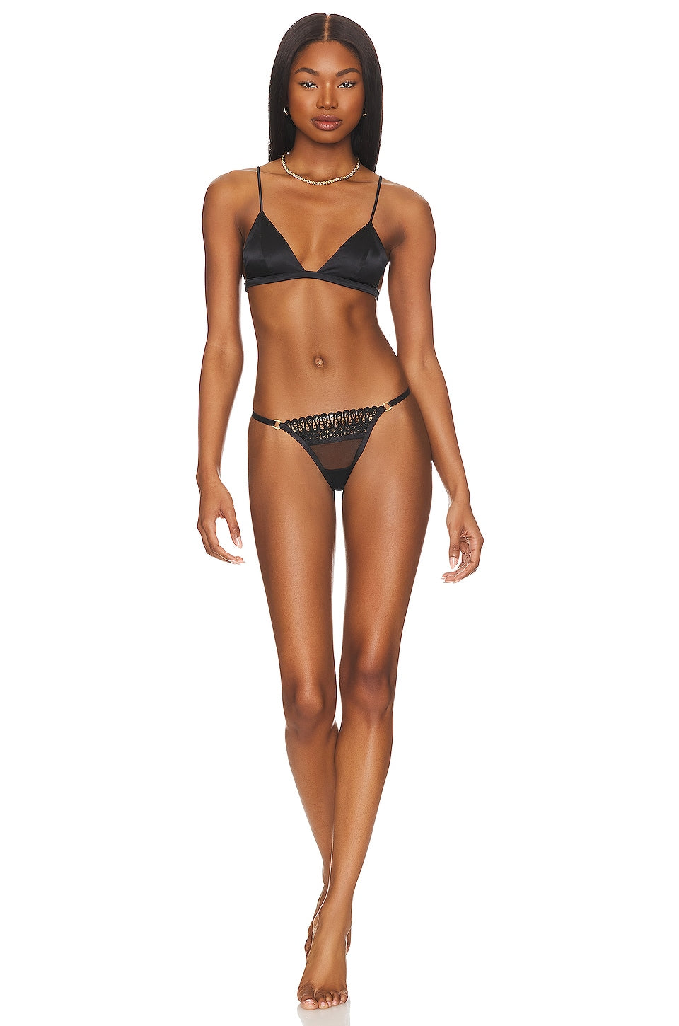 BLUEBELLA TALLULAH ソング Black