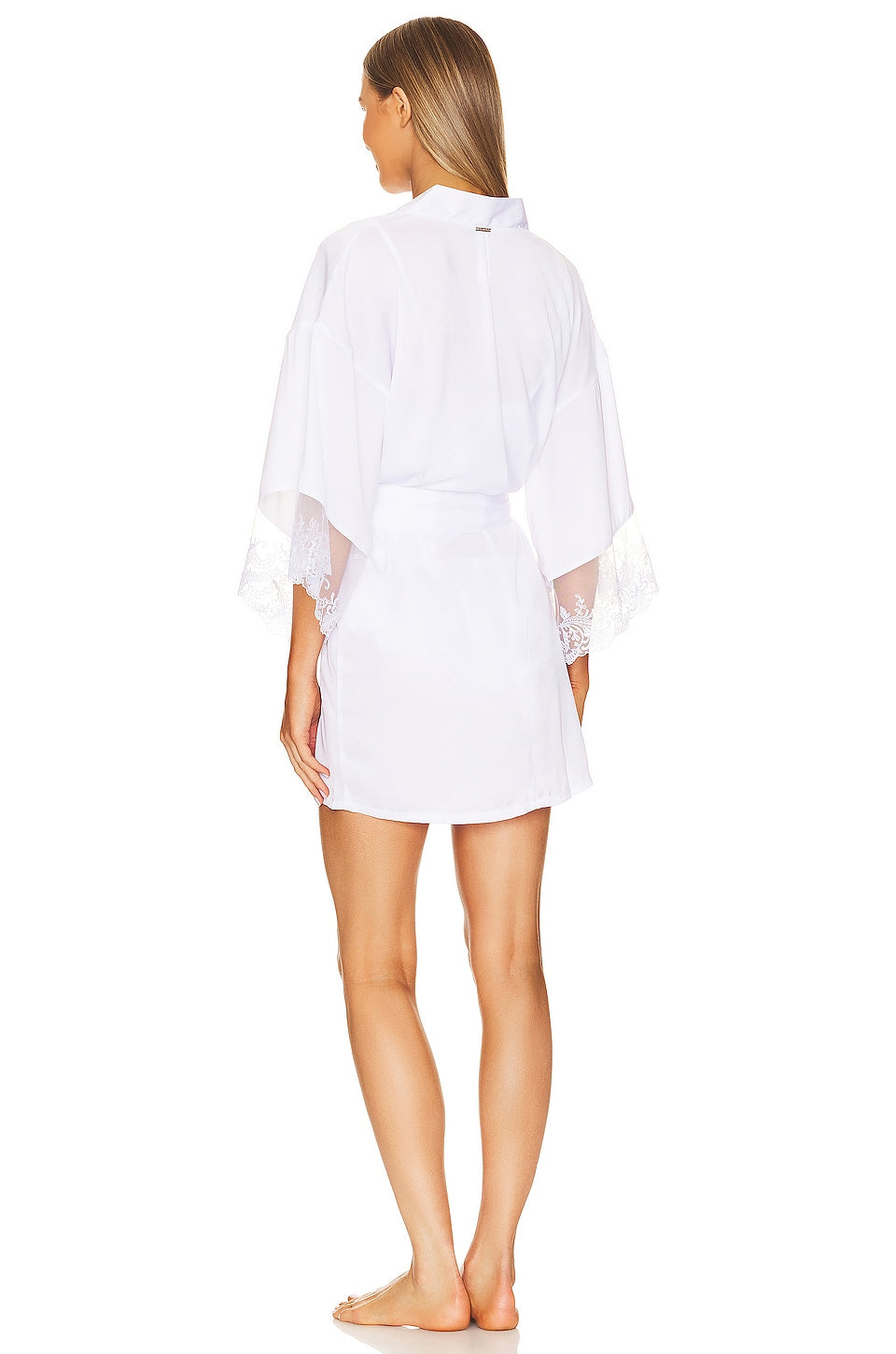 BLUEBELLA Marseille Satin Kimono White