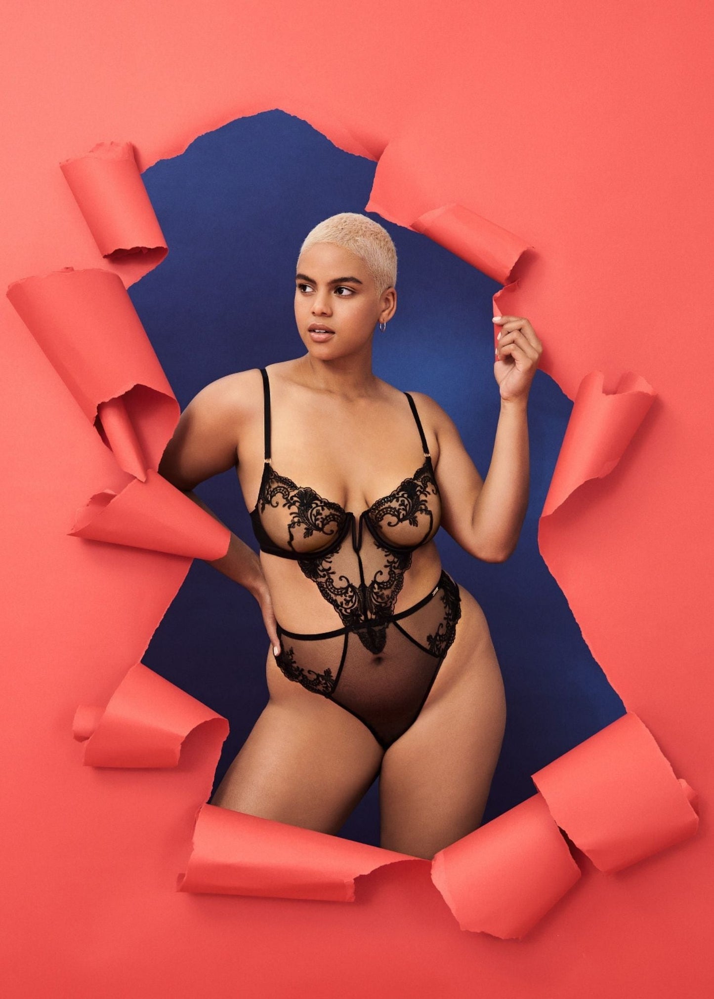 BLUEBELLA Marseille Wired Body (Black)